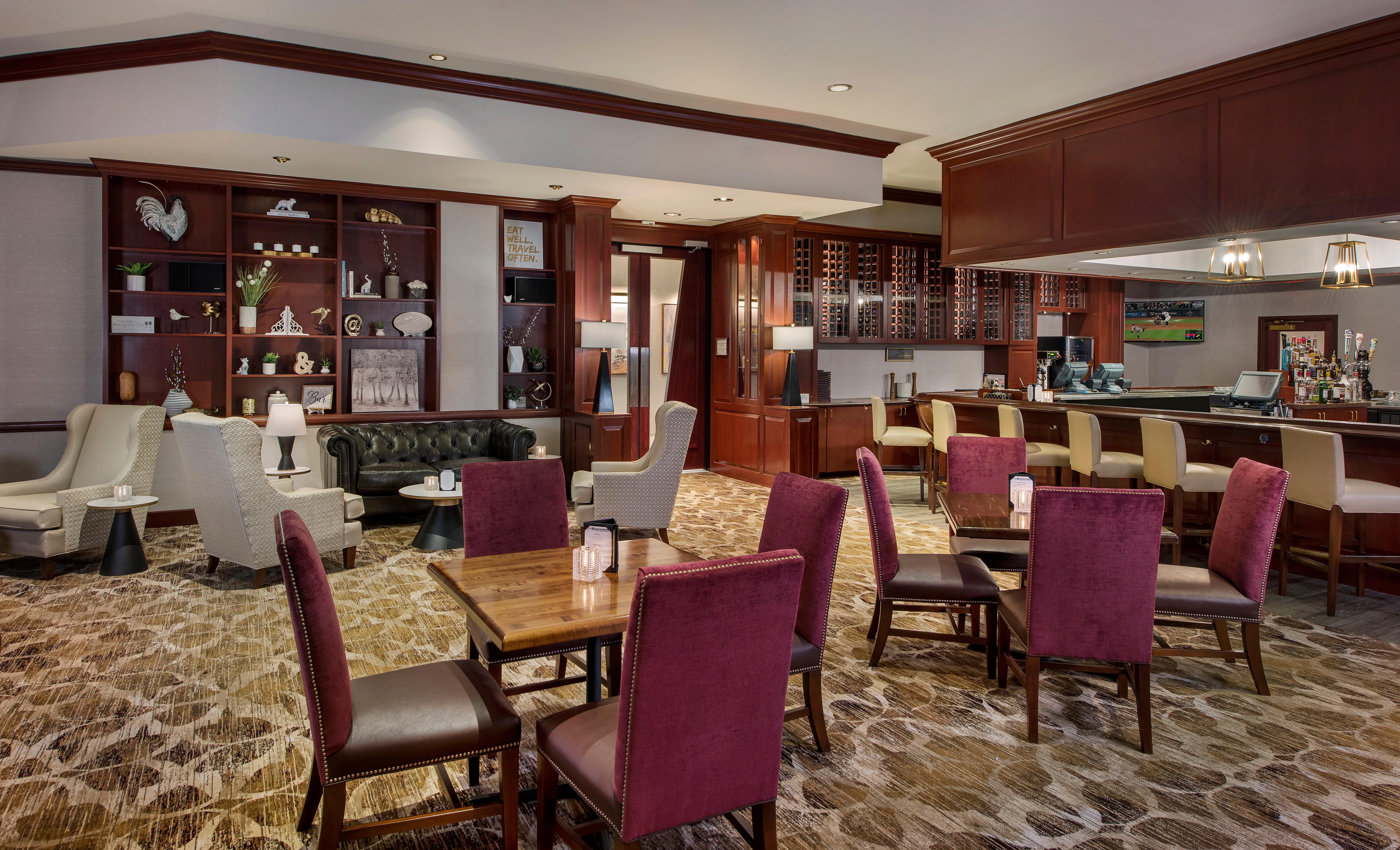 Отель Crowne Plaza Providence-Уорик Экстерьер фото