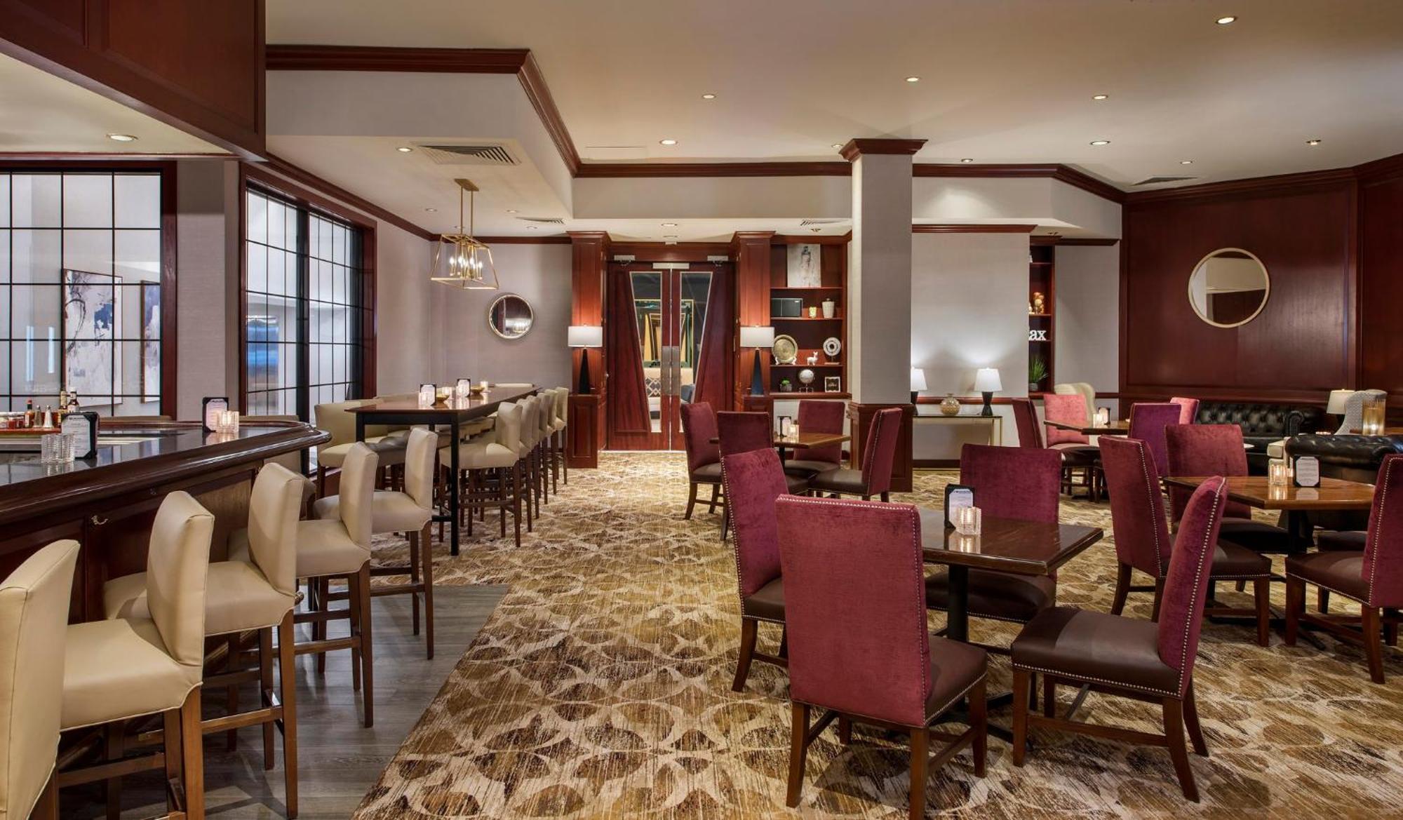 Отель Crowne Plaza Providence-Уорик Экстерьер фото