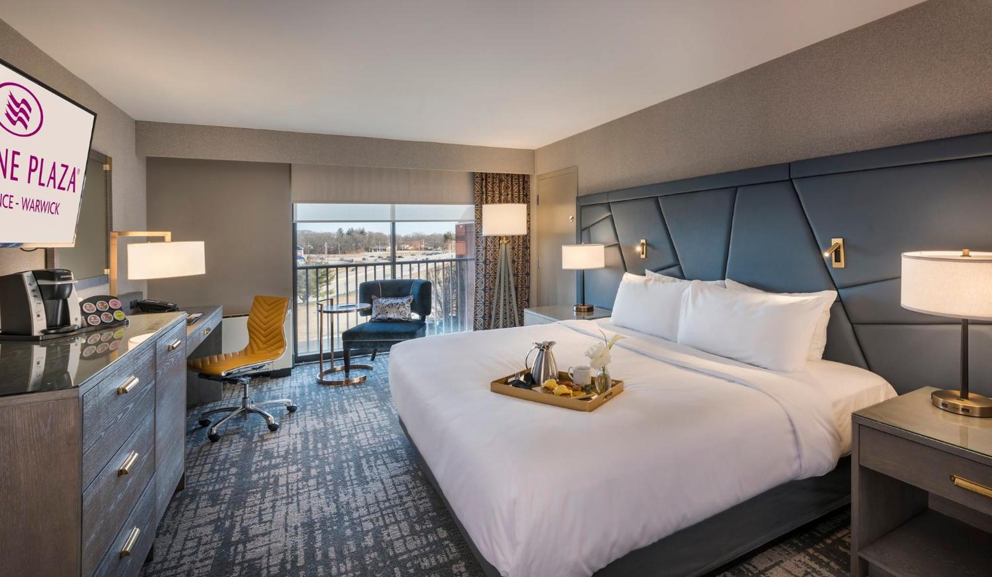 Отель Crowne Plaza Providence-Уорик Экстерьер фото
